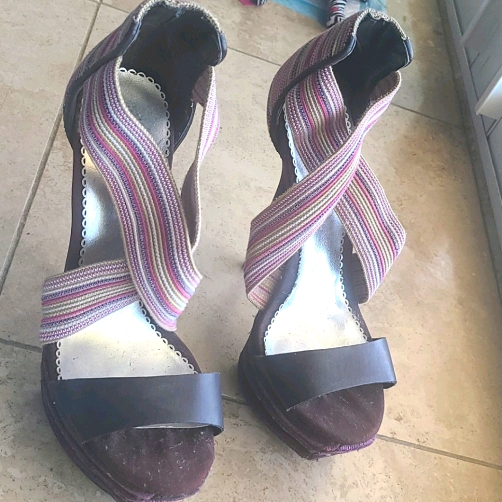 Bebe heels